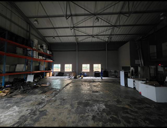 604M² FACTORY TO LET IN KYA SANDS